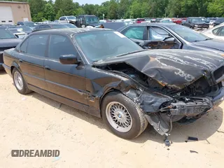 1995 BMW 7 Series 740iL с VIN WBAGJ632XSDH96411, выставлен на аукционе IAAI как лот 42387583 с пробегом 226 582 миль миль и . История ставок и продаж доступна на DreamBid. Изображение 1.