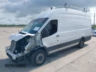 2023 Ford Transit Cargo z VIN 1FTLW3X86PKC12960, wystawiony jako IAAI lot #42174156 z przebiegiem 23 420 mil mil oraz . Historia ofert i sprzedaży dostępna na DreamBid. Obrazek 18.