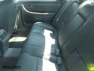 2001 Toyota Avalon XL w/Bucket Seats with VIN 4T1BF28B71U162206, listed as a IAAI auction lot 41673437 with 363,472 mi miles. Bid and sale history available at carsss.com. Image 8.
