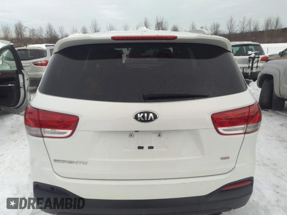 2018 Kia Sorento LX with VIN 5XYPGDA34JG404831, listed as a IAAI auction lot 41649771 with 81,819 mi miles. Bid and sale history available at carsss.com. Image 16.