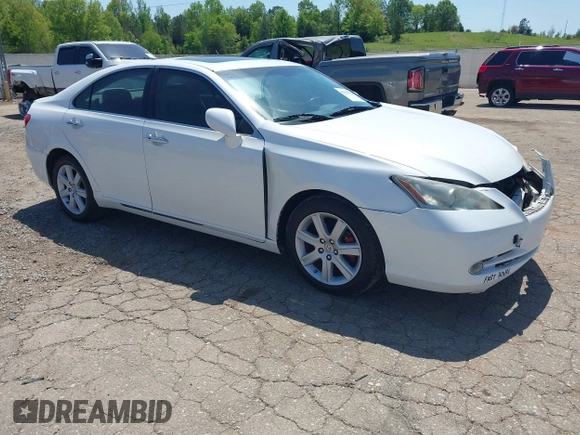 2008 Lexus ES 350 with VIN JTHBJ46G882270626, listed as a IAAI auction lot 42038634 with 175,709 mi miles. Bid and sale history available at carsss.com. Image 1.