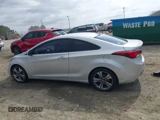 2014 Hyundai Elantra z VIN KMHDH6AH3EU026718, wystawiony jako IAAI lot #41721610 z przebiegiem 109 338 mil mil oraz . Historia ofert i sprzedaży dostępna na DreamBid. Obrazek 15.
