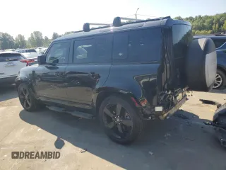 2022 Land Rover Defender with VIN SALEWERU0N2087281, listed as a Copart auction lot 67636814 with 25,546 mi miles and Salvage title. Bid and sale history available at DreamBid. Image 2.