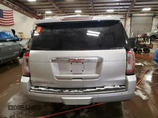 2016 GMC Yukon XL Denali with VIN 1GKS2HKJ7GR162385, listed as a Copart auction lot 45697345 with 132,892 mi miles and Clean Title. Bid and sale history available at carsss.com. Image 6.