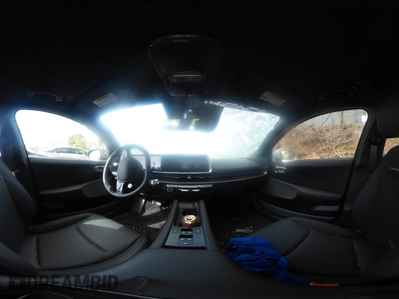 2024 Hyundai Ioniq 6 SEL z VIN KMHM34AC0RA076572, wystawiony jako IAAI lot #42188178 z przebiegiem 1 828 mil mil oraz . Historia ofert i sprzedaży dostępna na DreamBid. Obrazek 25.