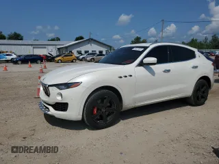2017 Maserati Levante S with VIN ZN661YUL4HX246612, listed as a Copart auction lot 63491824 with 105,093 mi miles and Salvage Title. Bid and sale history available at carsss.com. Image 1.