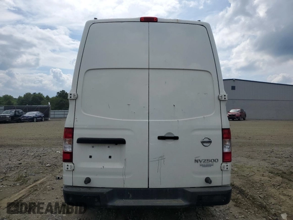 2021 Nissan NV Cargo SV z VIN 1N6BF0LY4MN805739, wystawiony jako Copart lot #51456534 z przebiegiem 121 928 mil mil oraz Szkoda całkowita • Salvage title. Historia ofert i sprzedaży dostępna na DreamBid. Obrazek 6.