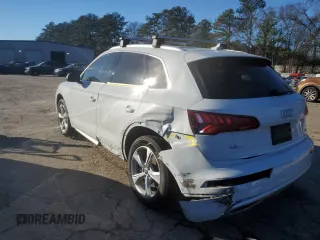 2020 Audi Q5 Premium with VIN WA1ANAFY8L2012649, listed as a Copart auction lot 73725872 with 39,477 mi miles. Bid and sale history available at carsss.com. Image 2.