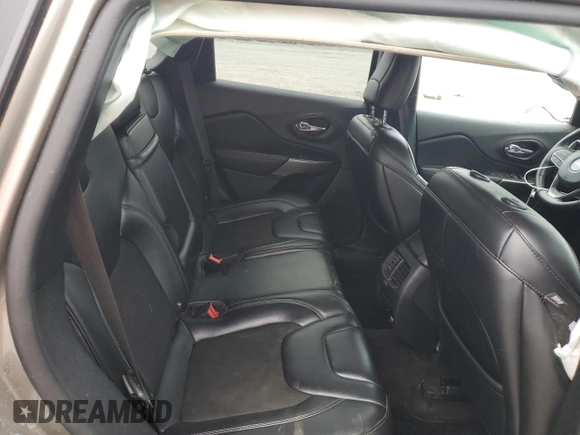 2019 Jeep Cherokee Latitude Plus with VIN 1C4PJMLB2KD169934, listed as a Copart auction lot 57332795 with 110,549 mi miles and Salvage title. Bid and sale history available at DreamBid. Image 11.
