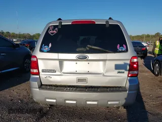 2012 Ford Escape XLT with VIN 1FMCU9DGXCKA17714, listed as a IAAI auction lot 41787003 with 179,074 mi miles and . Bid and sale history available at DreamBid. Image 16.