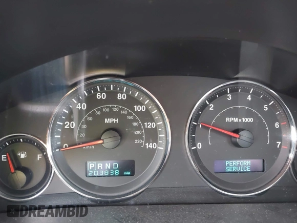 2006 Jeep Commander with VIN 1J8HG48K36C318982, listed as a IAAI auction lot 42344756 with 203,838 mi miles and . Bid and sale history available at DreamBid. Image 7.