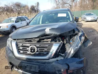 2017 Nissan Pathfinder SV with VIN 5N1DR2MM1HC609460, listed as a IAAI auction lot 41184113 with 1 mi miles. Bid and sale history available at carsss.com. Image 6.