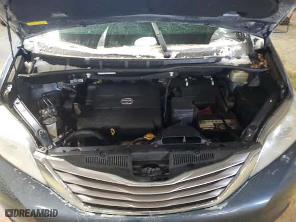 2016 Toyota Sienna XLE with VIN 5TDYK3DC4GS751032, listed as a Copart auction lot 42014445 with 97,886 mi miles and Salvage Title. Bid and sale history available at carsss.com. Image 13.