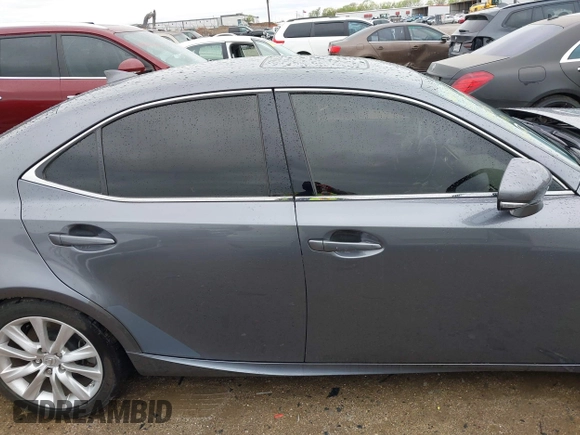 2016 Lexus IS 200t z VIN JTHBA1D27G5006008, wystawiony jako IAAI lot #41903495 z przebiegiem 78 239 mil mil oraz . Historia ofert i sprzedaży dostępna na DreamBid. Obrazek 14.