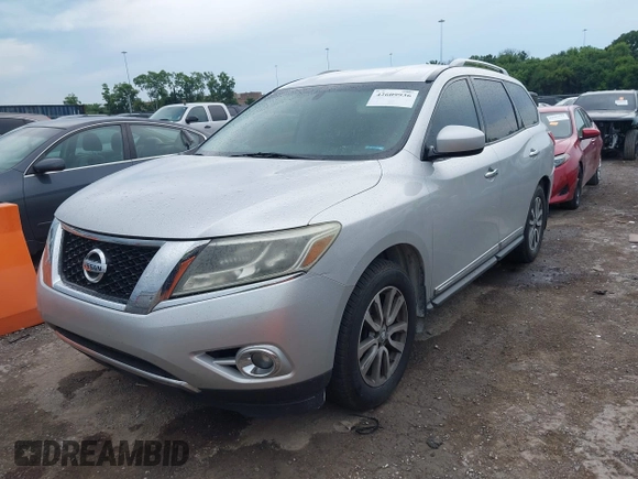 2014 Nissan Pathfinder Platinum with VIN 5N1AR2MNXEC686335, listed as a IAAI auction lot 42609936 with 180,720 mi miles and . Bid and sale history available at DreamBid. Image 2.