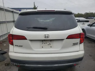 2017 Honda Pilot Touring with VIN 5FNYF6H99HB025600, listed as a Copart auction lot 88131475 with 131,939 mi miles and Salvage Title. Bid and sale history available at DreamBid. Image 6.