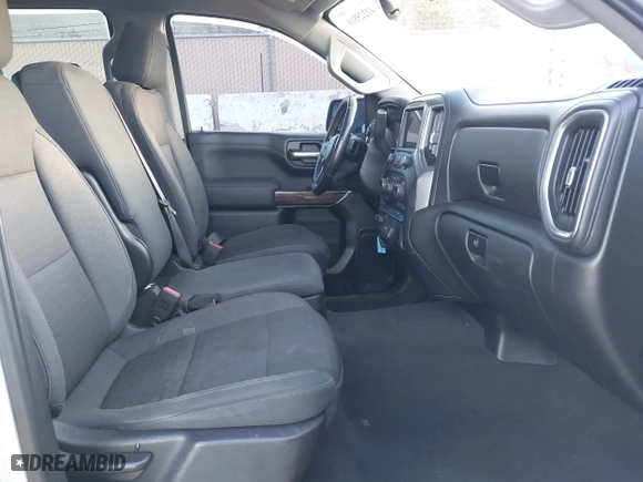2019 Chevrolet Silverado 1500 LT with VIN 1GCRYDEDXKZ272945, listed as a IAAI auction lot 41225816 with 95,088 mi miles. Bid and sale history available at carsss.com. Image 5.
