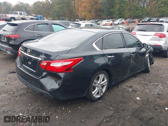 2017 Nissan Altima SR with VIN 1N4BL3AP8HC184956, listed as a IAAI auction lot 40779737 with 120,270 mi miles and . Bid and sale history available at DreamBid. Image 4.