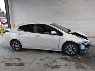 2019 Toyota Prius LE with VIN JTDL9RFU1K3009518, listed as a IAAI auction lot 41262569 with 59,828 mi miles and . Bid and sale history available at DreamBid. Image 14.