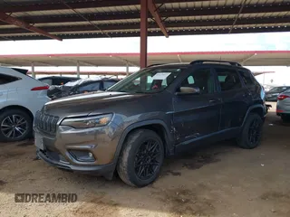 2019 Jeep Cherokee Latitude Plus с VIN 1C4PJMLB7KD400634, выставлен на аукционе IAAI как лот 42173611 с пробегом 77 007 миль миль и . История ставок и продаж доступна на DreamBid. Изображение 2.