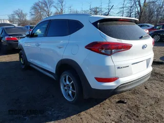 2017 Hyundai Tucson SE with VIN KM8J3CA46HU376457, listed as a IAAI auction lot 41680650 with 122,349 mi miles. Bid and sale history available at carsss.com. Image 3.
