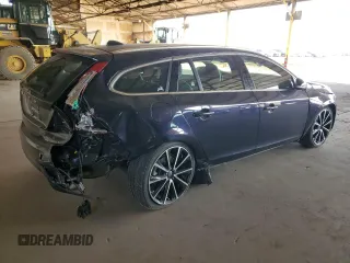 2017 Volvo V60 Premier with VIN YV140MEK7H1338322, listed as a Copart auction lot 87402344 with 58,365 mi miles and Salvage Title. Bid and sale history available at carsss.com. Image 3.