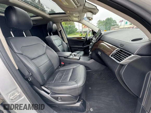 2017 Mercedes-Benz GLS 450 with VIN 4JGDF6EE0HA770126, listed as a Copart auction lot 73092714 with 124,664 mi miles and Clean Title. Bid and sale history available at DreamBid. Image 5.