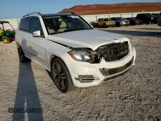 2015 Mercedes-Benz GLK with VIN WDCGG5HB1FG415402, listed as a Copart auction lot 52597865 with 261,299 mi miles and Salvage Title. Bid and sale history available at carsss.com. Image 12.
