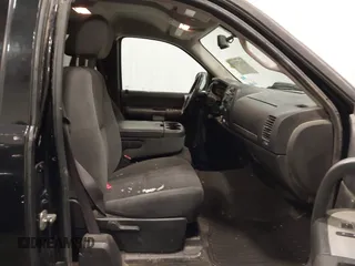 2008 Chevrolet Silverado 1500 LTZ with VIN 1GCEK19Y98Z181427, listed as a IAAI auction lot 41537236 with 163,649 mi miles. Bid and sale history available at carsss.com. Image 5.