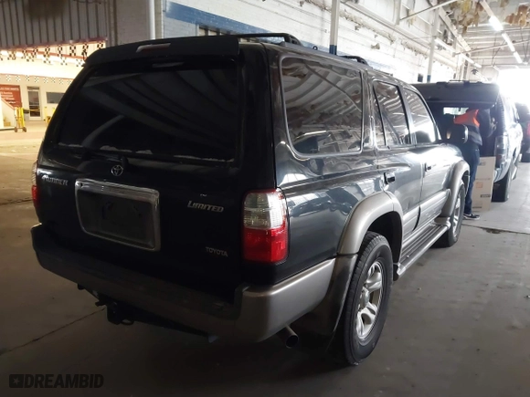 2002 Toyota 4Runner Limited with VIN JT3GN87R920228525, listed as a IAAI auction lot 41616774 with 336,394 mi miles. Bid and sale history available at carsss.com. Image 4.
