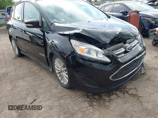 2018 Ford C-Max SE z VIN 1FADP5AU0JL105493, wystawiony jako IAAI lot #42297500 z przebiegiem 100 821 mil mil oraz . Historia ofert i sprzedaży dostępna na DreamBid. Obrazek 1.