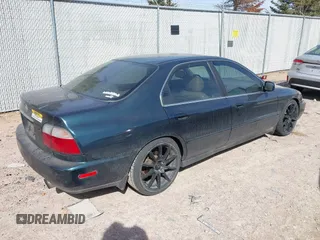 1997 Honda Accord EX z VIN 1HGCD5565VA024907, wystawiony jako IAAI lot #41797909 z przebiegiem 209 738 mil mil oraz . Historia ofert i sprzedaży dostępna na DreamBid. Obrazek 4.