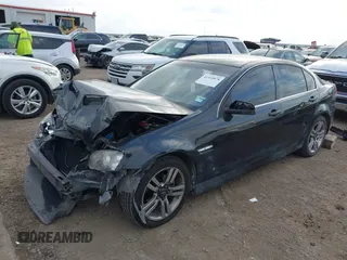 2008 Pontiac G8 with VIN 6G2ER577X8L132762, listed as a IAAI auction lot 41510878 with 105,354 mi miles. Bid and sale history available at carsss.com. Image 2.