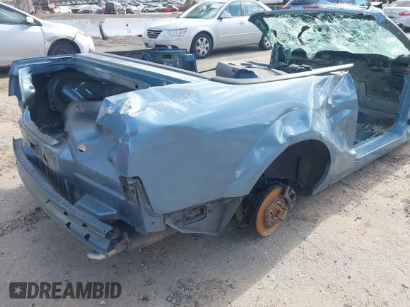 2005 Ford Mustang Deluxe with VIN 1ZVFT84N755227439, listed as a IAAI auction lot 41901307 with Not Provided miles. Bid and sale history available at carsss.com. Image 13.