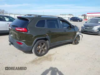 2016 Jeep Cherokee Latitude with VIN 1C4PJMCB1GW343942, listed as a IAAI auction lot 41009555 with 1 mi miles. Bid and sale history available at carsss.com. Image 4.