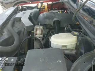 2003 GMC Yukon SLE z VIN 1GKEC13Z53R211051, wystawiony jako IAAI lot #42715215 z przebiegiem 190 760 mil mil oraz . Historia ofert i sprzedaży dostępna na DreamBid. Obrazek 12.