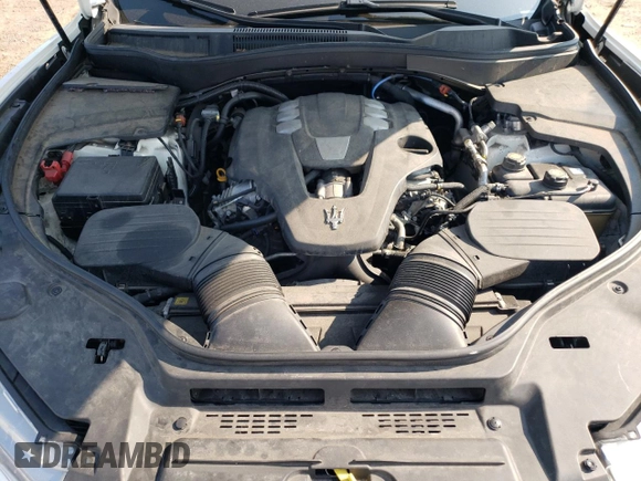 2021 Maserati Levante GT with VIN ZN661XUA9MX372242, listed as a Copart auction lot 69440164 with 33,783 mi miles and Salvage Title. Bid and sale history available at carsss.com. Image 12.