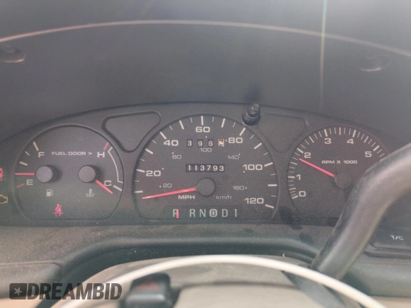 2001 Mercury Sable LS Premium with VIN 1MEHM55S51A604989, listed as a Copart auction lot 57890935 with 113,793 mi miles and Salvage title. Bid and sale history available at DreamBid. Image 9.