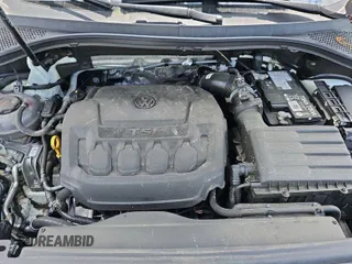 2024 Volkswagen Tiguan SE with VIN 3VV3B7AX5RM086820, listed as a IAAI auction lot 42751180 with 30,839 mi miles and . Bid and sale history available at DreamBid. Image 5.