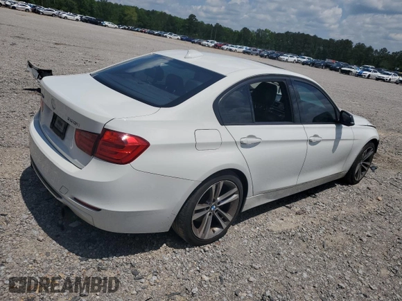 2013 BMW 3 Series 335i xDrive z VIN WBA3B9C51DF140819, wystawiony jako Copart lot #54215495 z przebiegiem 138 694 mil mil oraz Szkoda całkowita • Salvage title. Historia ofert i sprzedaży dostępna na DreamBid. Obrazek 3.