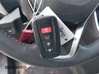 2022 Toyota RAV4 XLE Premium с VIN 2T3C1RFV5NW211019, выставлен на аукционе IAAI как лот 42130420 с пробегом 52 097 миль миль и . История ставок и продаж доступна на DreamBid. Изображение 11.