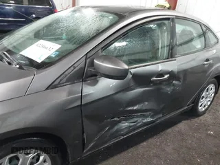 2012 Ford Focus SE with VIN 1FAHP3F21CL408430, listed as a IAAI auction lot 42286632 with 140,387 mi miles and . Bid and sale history available at DreamBid. Image 6.