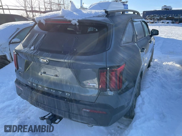 2021 Kia Sorento X-Line z VIN 5XYRGDLF1MG012586, wystawiony jako Copart lot #51568115 z przebiegiem Nie podano mil oraz Szkoda całkowita • Salvage title. Historia ofert i sprzedaży dostępna na DreamBid. Obrazek 3.