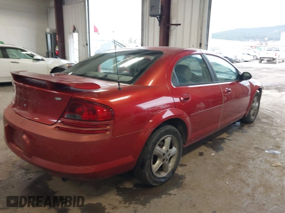 2005 Dodge Stratus SXT z VIN 1B3EL46R35N628222, wystawiony jako IAAI lot #41699883 z przebiegiem 140 844 mil mil oraz . Historia ofert i sprzedaży dostępna na DreamBid. Obrazek 4.
