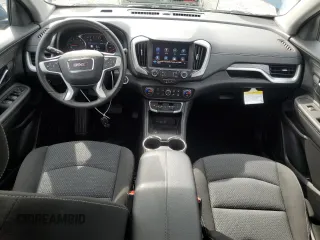 2024 GMC Terrain SLE z VIN 3GKALMEG2RL189604, wystawiony jako Copart lot #54004135 z przebiegiem 17 675 mil mil oraz Szkoda całkowita • Salvage title. Historia ofert i sprzedaży dostępna na DreamBid. Obrazek 8.