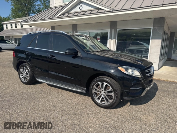 2016 Mercedes-Benz GLE 350 with VIN 4JGDA5HB8GA621150, listed as a IAAI auction lot 42422358 with 117,155 mi miles and . Bid and sale history available at DreamBid. Image 1.