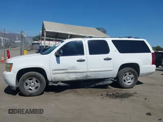 2008 Chevrolet Suburban LTZ with VIN 3GNFC16078G120116, listed as a IAAI auction lot 42691043 with 178,539 mi miles and . Bid and sale history available at DreamBid. Image 14.
