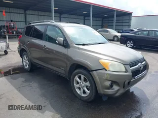 2011 Toyota RAV4 Ltd with VIN 2T3YF4DV9BW082856, listed as a IAAI auction lot 41946197 with 189,382 mi miles. Bid and sale history available at carsss.com. Image 6.