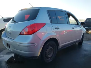 2011 Nissan Versa 1.8 SL with VIN 3N1BC1CP4BL381648, listed as a IAAI auction lot 41291515 with 252,761 mi miles. Bid and sale history available at carsss.com. Image 4.
