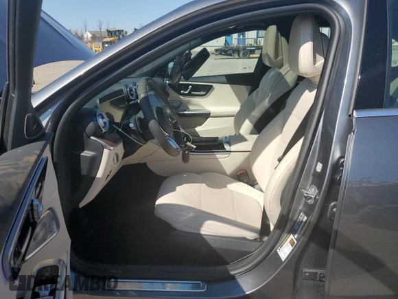 2025 Mercedes-Benz C 300 with VIN W1KAF4HB6SR246863, listed as a Copart auction lot 48716085 with 2,233 mi miles and Salvage Title. Bid and sale history available at DreamBid. Image 7.